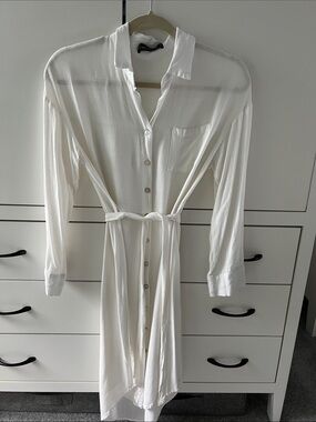 White Long-Sleeve Button-Front Cover-up Shirt Dress with removable Tie Waist
